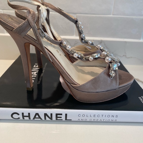 Ivanka Trump Rhinestone & Pearl taupe satin high heels - Picture 4 of 9